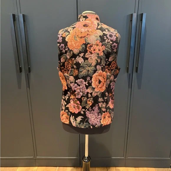 Floral Tapestry Zip Vest Cottagecore Fall Layering - Picture 2 of 3